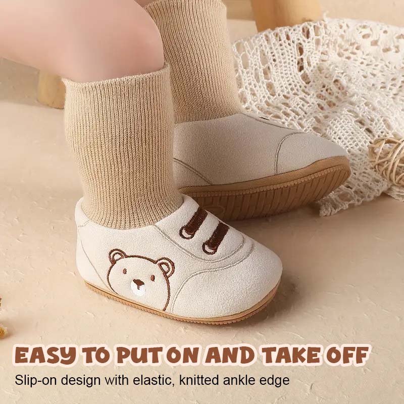 đ»Söta smĂ„ björnmotiv â bekvĂ€ma slip-on för första stegenđŁ